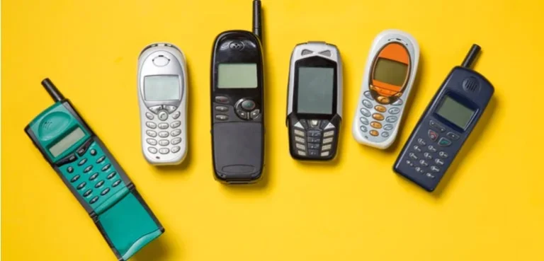 The Evolution of Smartphones: From Past to Present